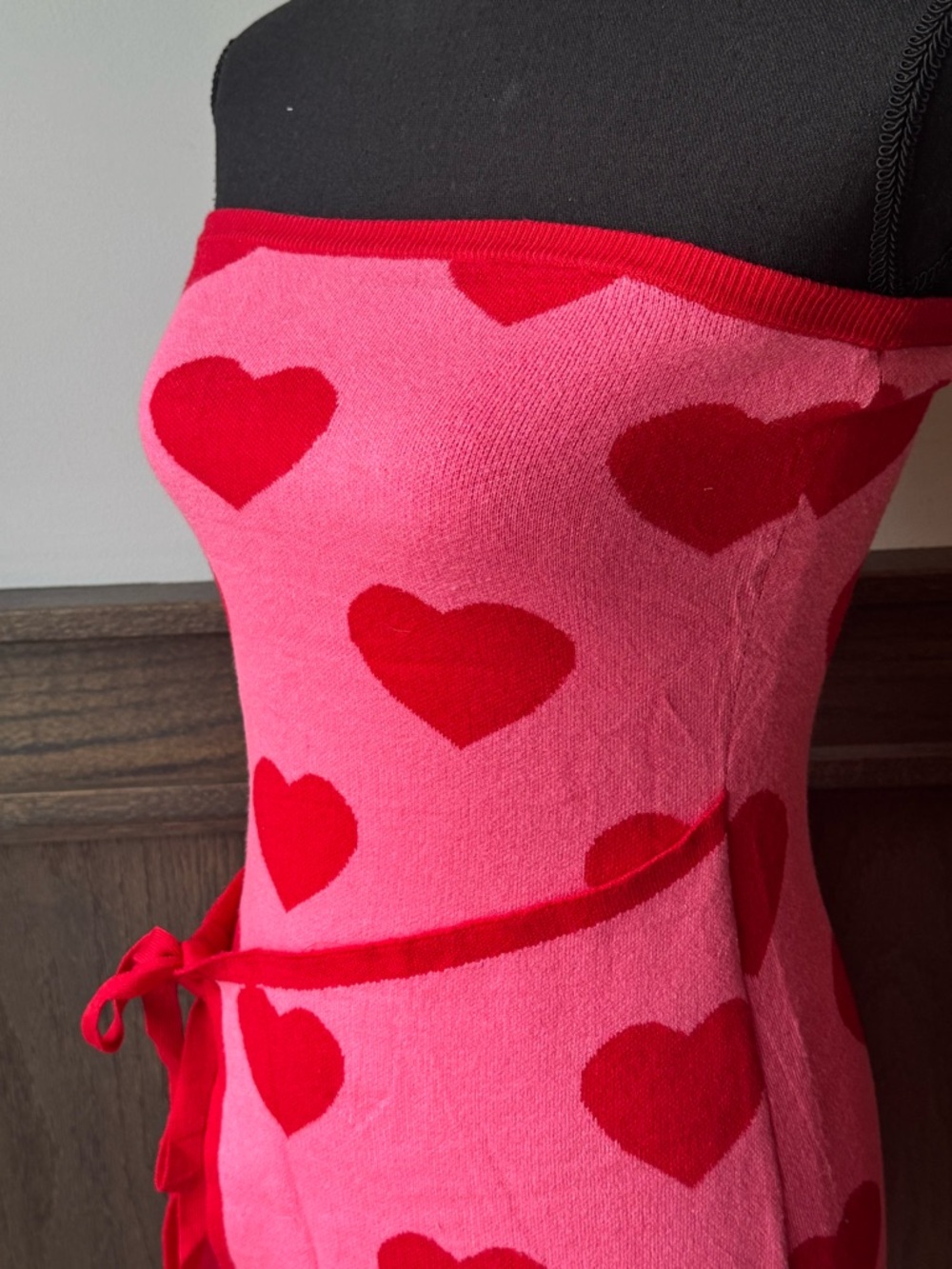 Wenrine Strapless knit Pink Tube Dress with Red Heart Print NWT Medium - Picture 3 of 10